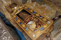 Десница Иоанна Крестителя отправлена из Гатчины в Киев